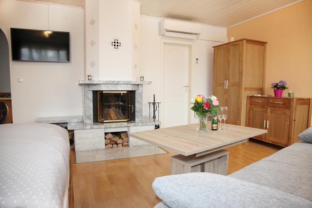 Chiemsee Comfort-Bungalow Mit Garten Rimsting Exterior foto